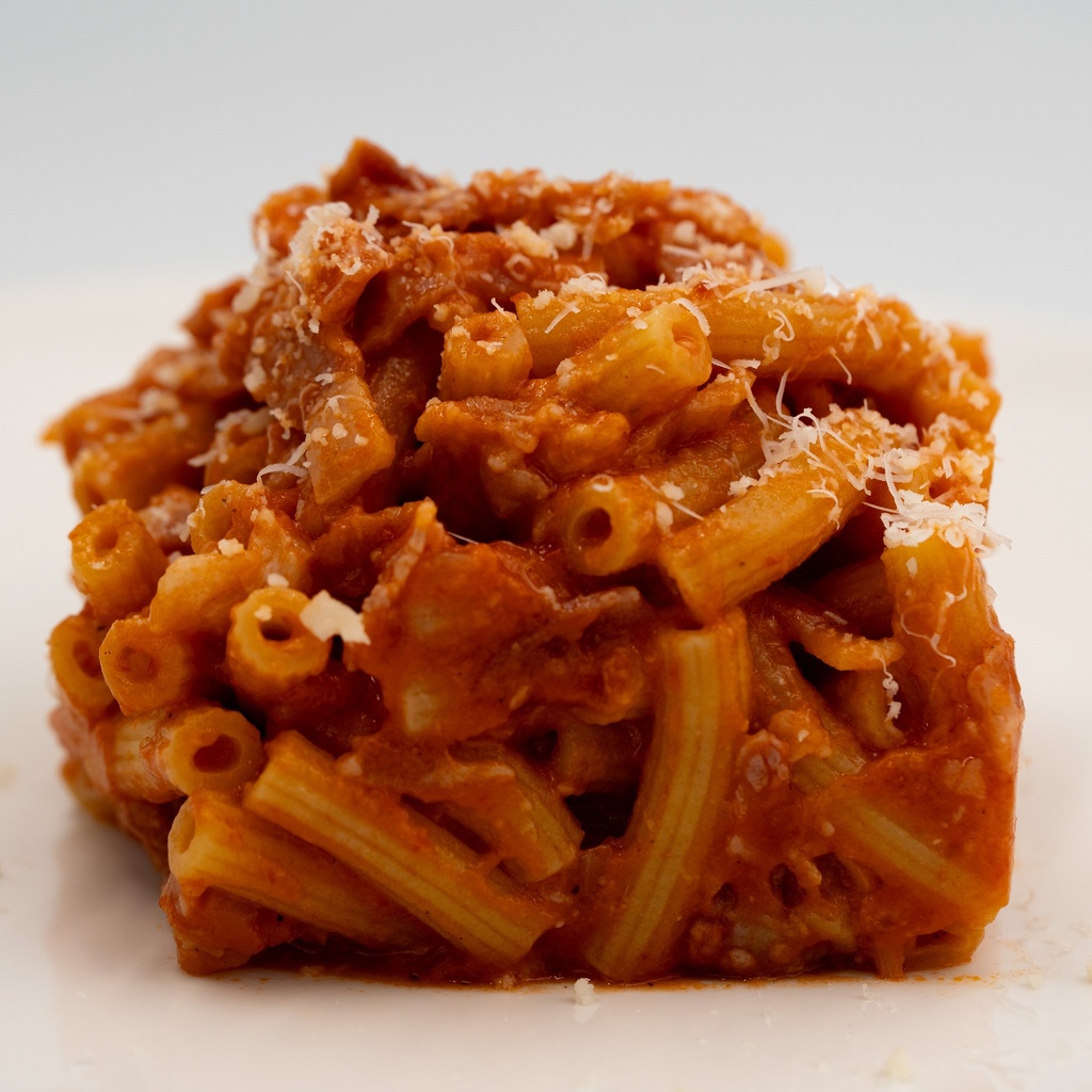 Maccheroncini amatriciana e pecorino romano